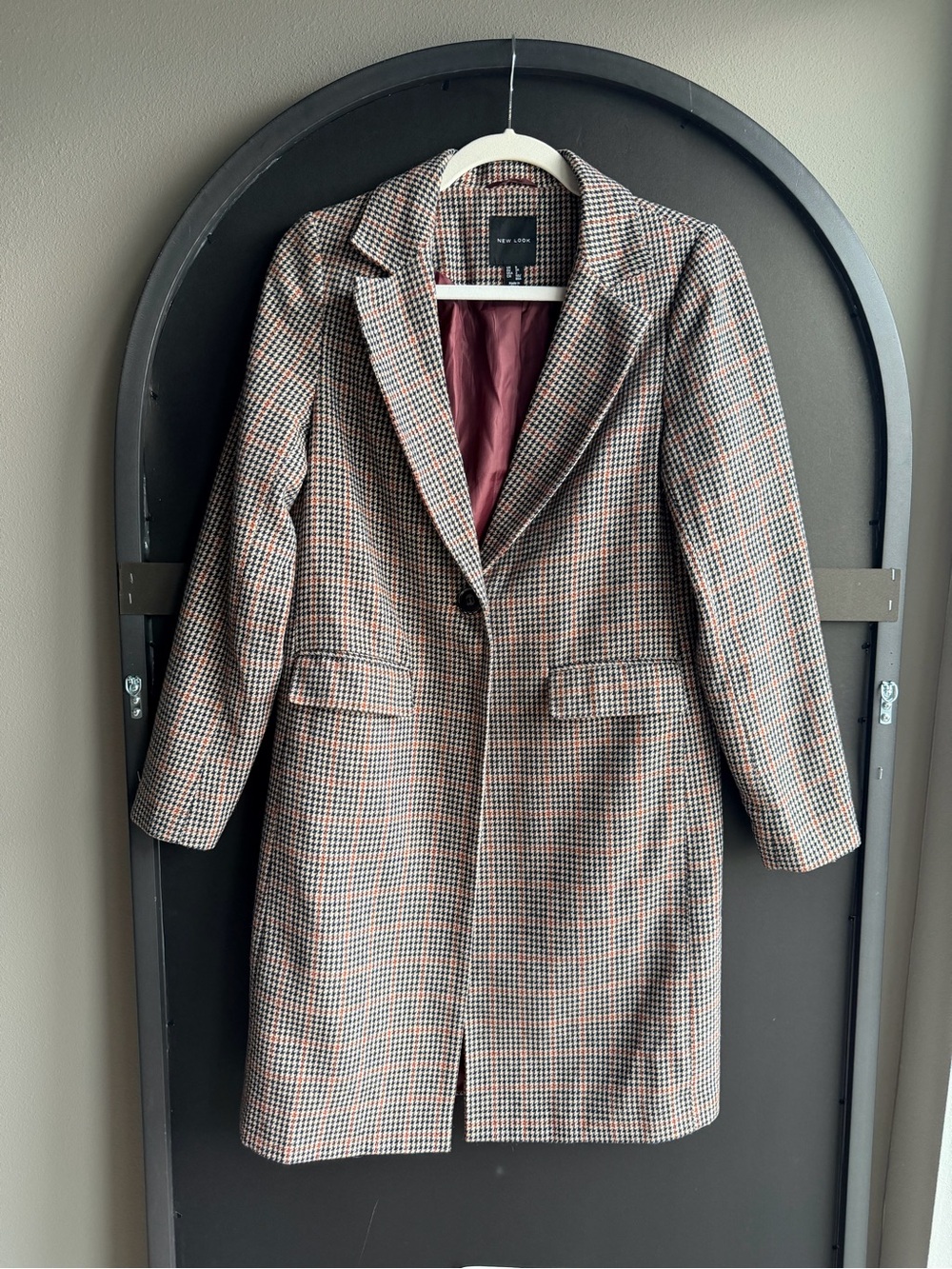 Checkered single-button coat
